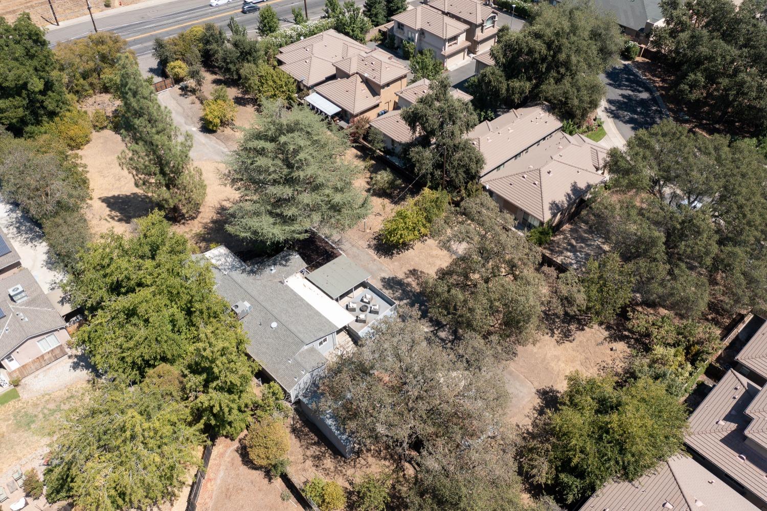 8550 Greenback Lane