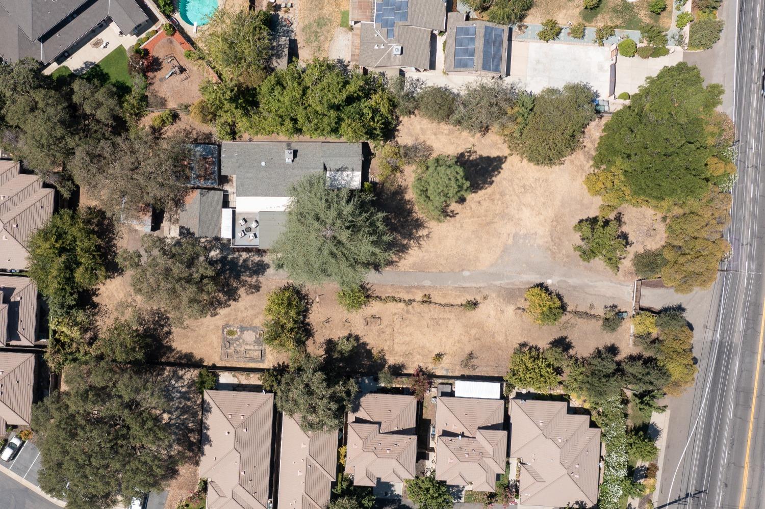 8550 Greenback Lane
