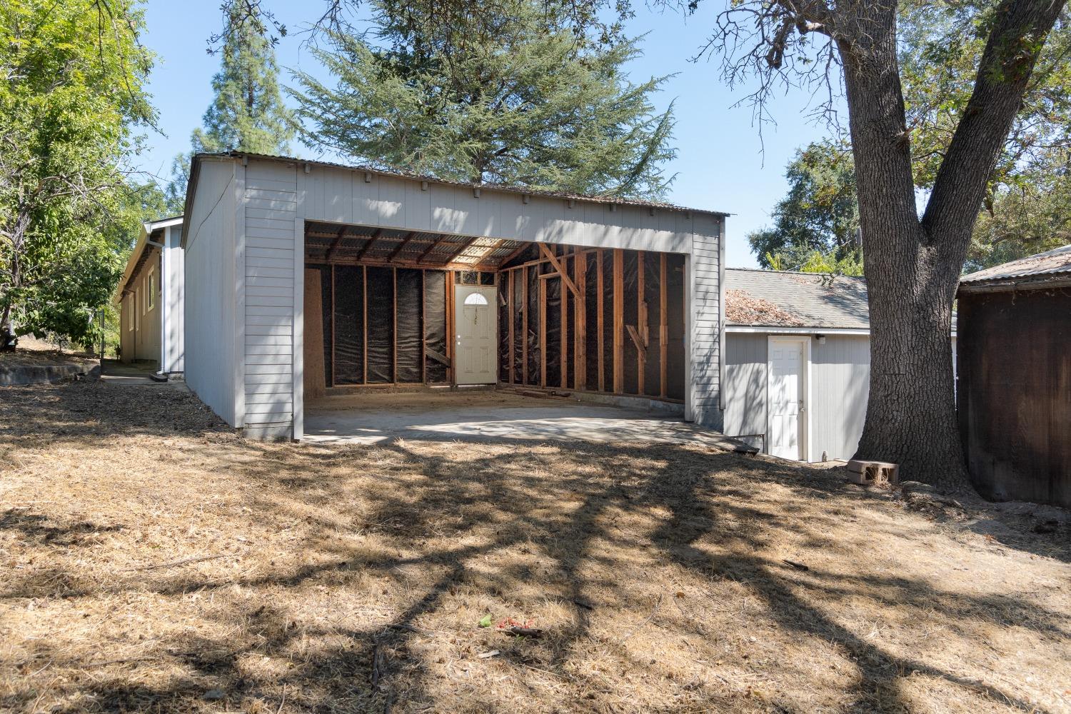 8550 Greenback Lane