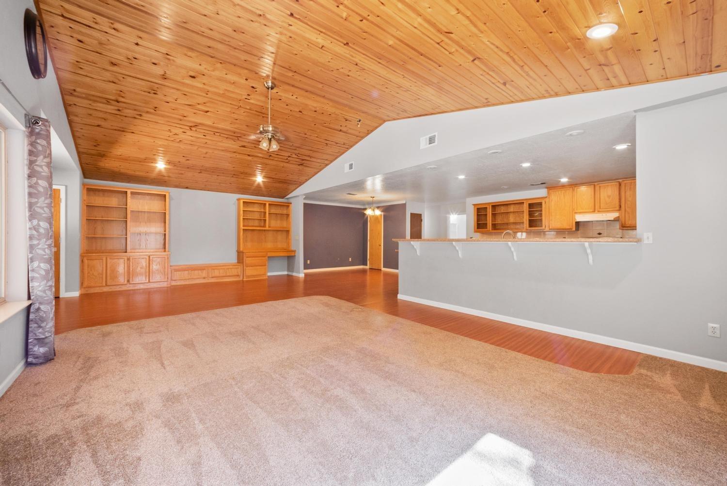 3816 Crosswood Drive