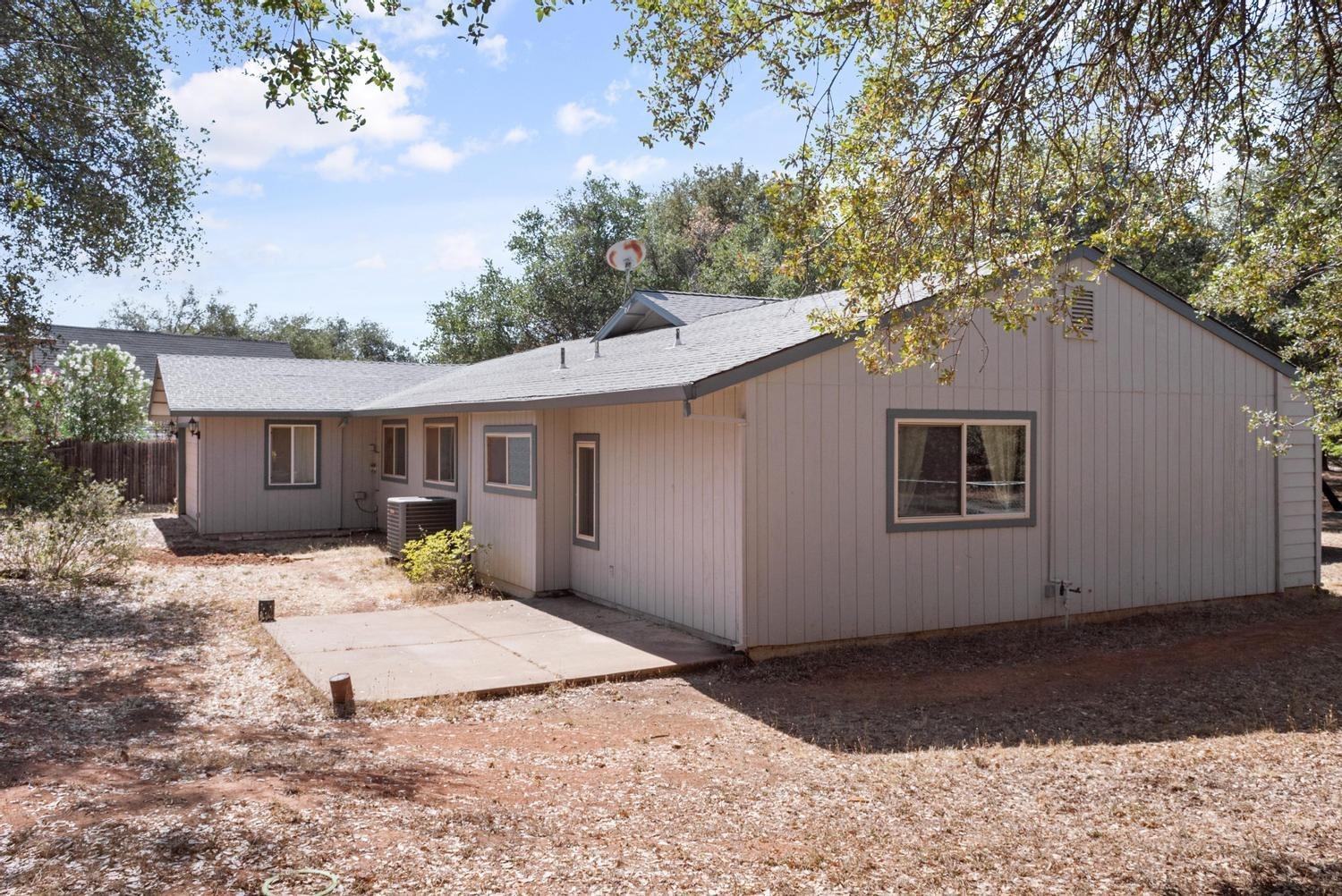 3816 Crosswood Drive