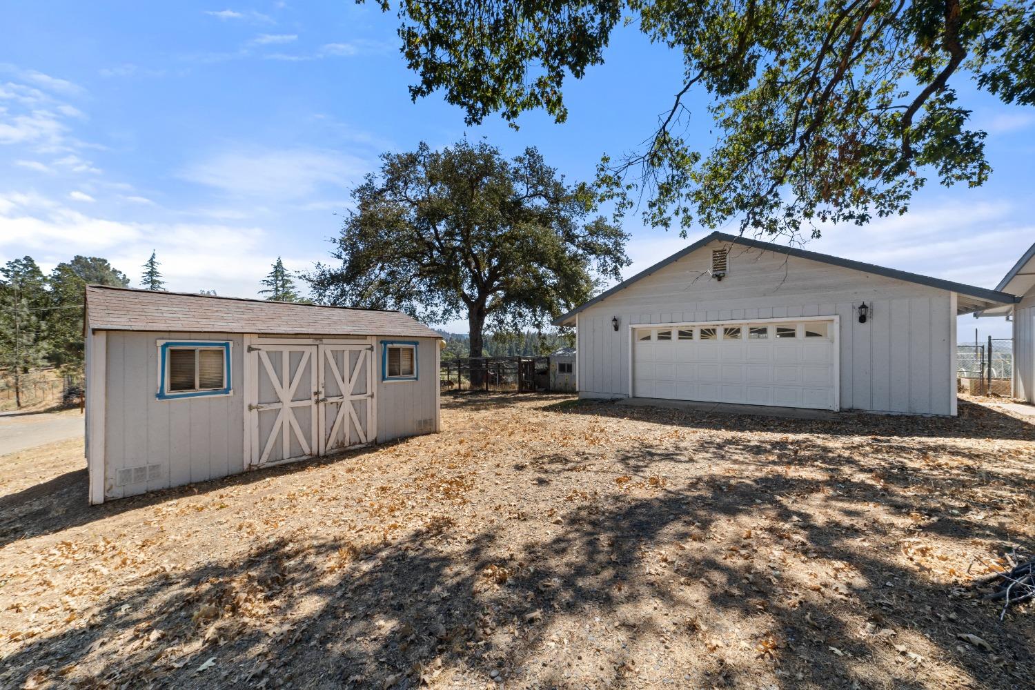 4661 View Point Drive