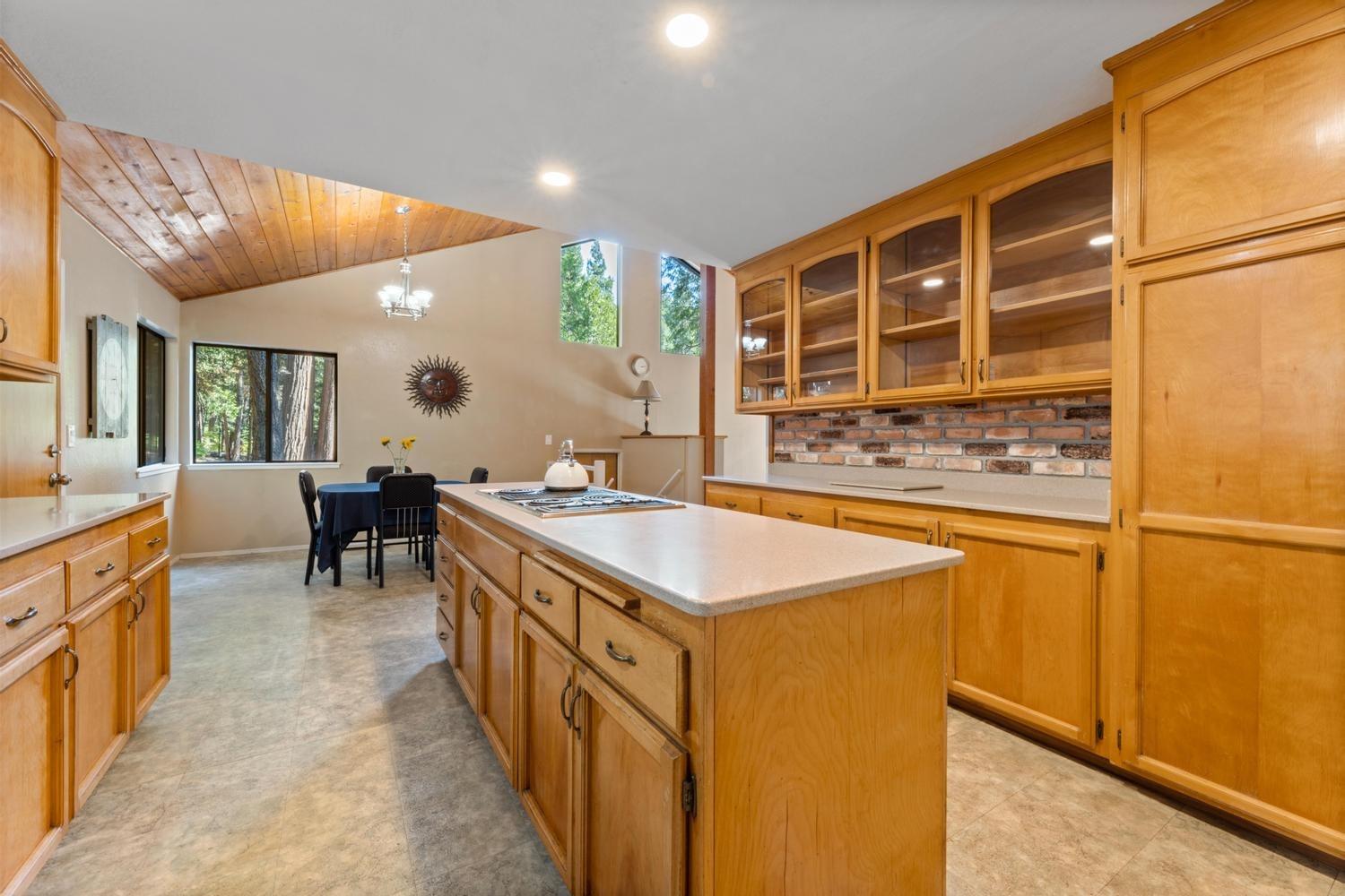 6510 Onyx Trail