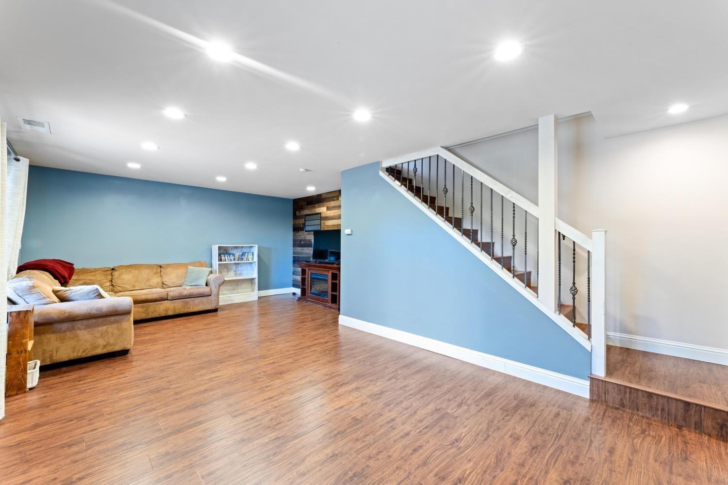 4760 Tannenbaum Court