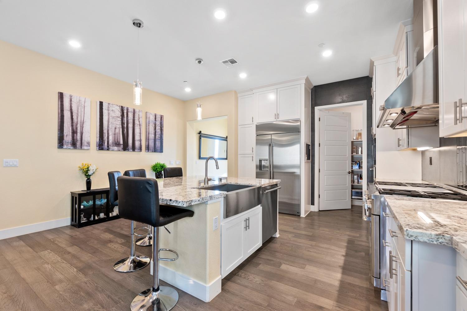 947 Merrill Court