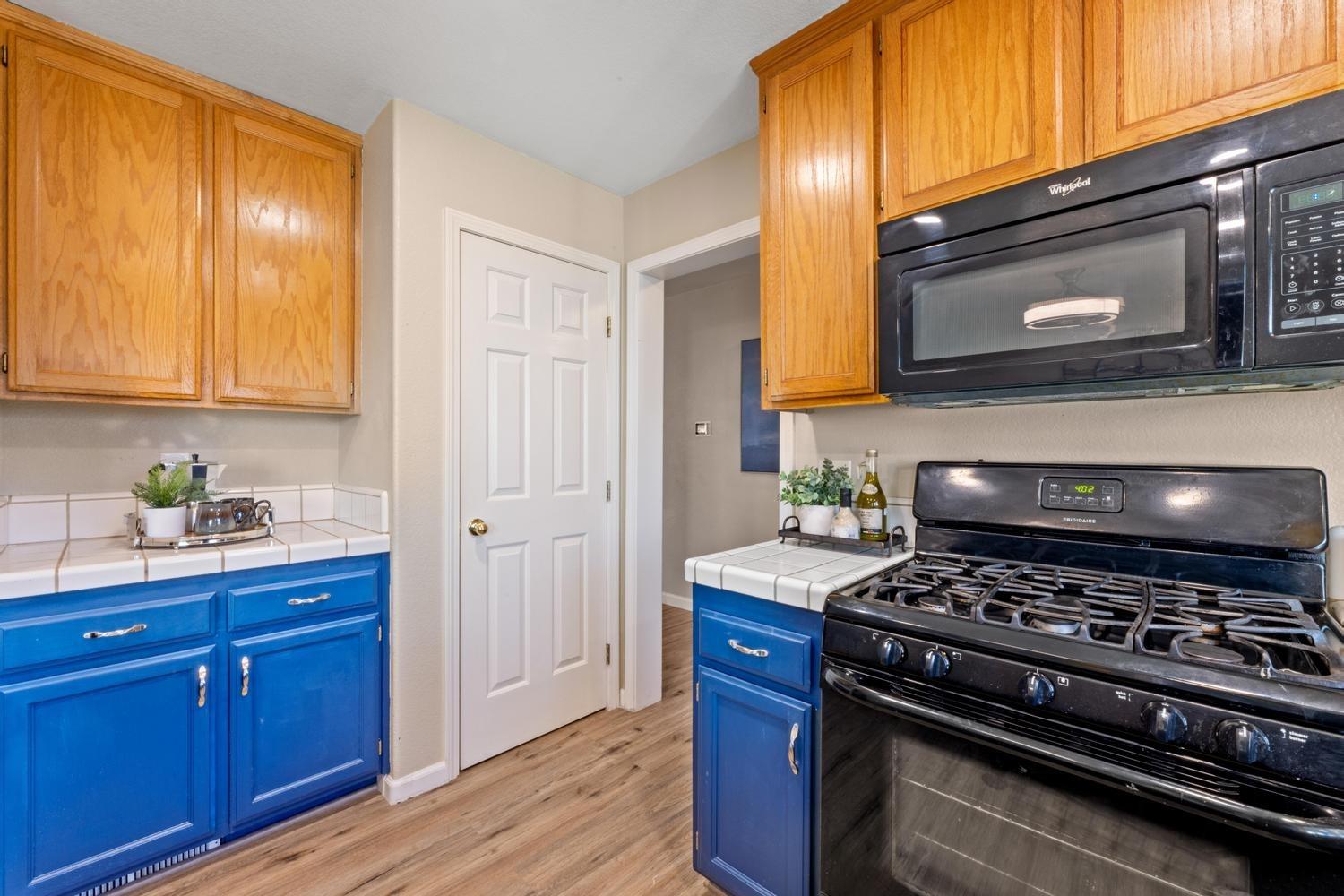 1626 American River Trail