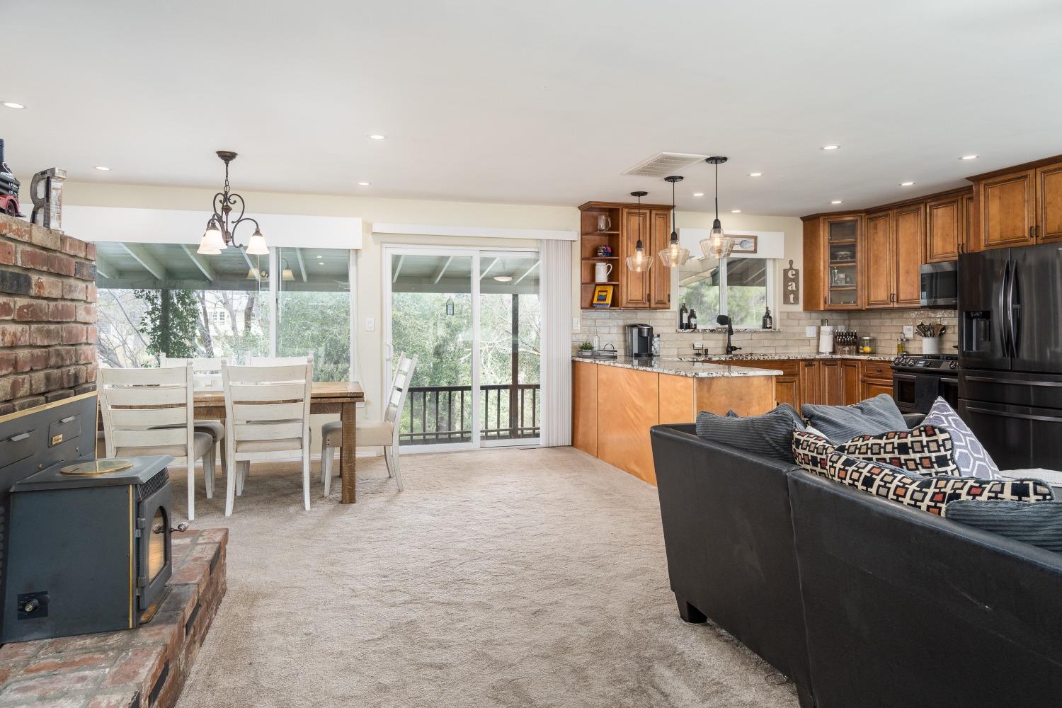 2385 Cold Springs Road