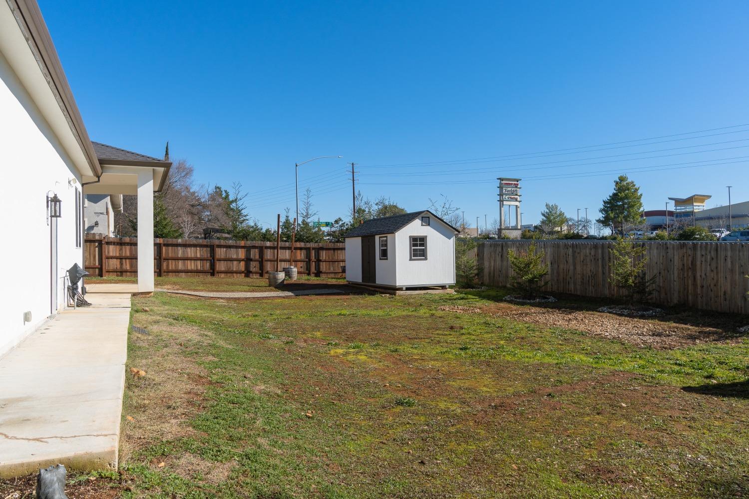 3262 Country Club Drive