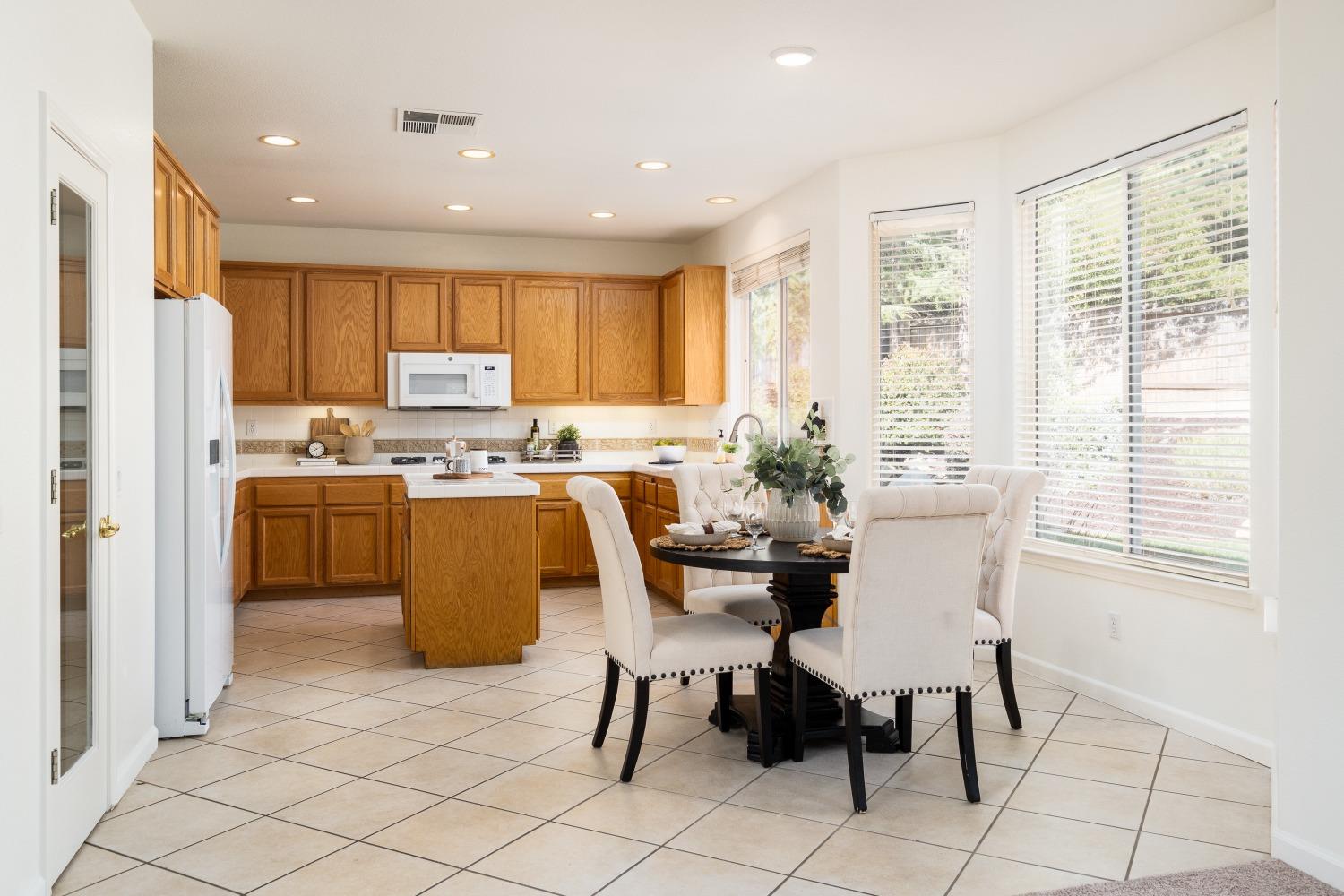 205 Kinkead Court