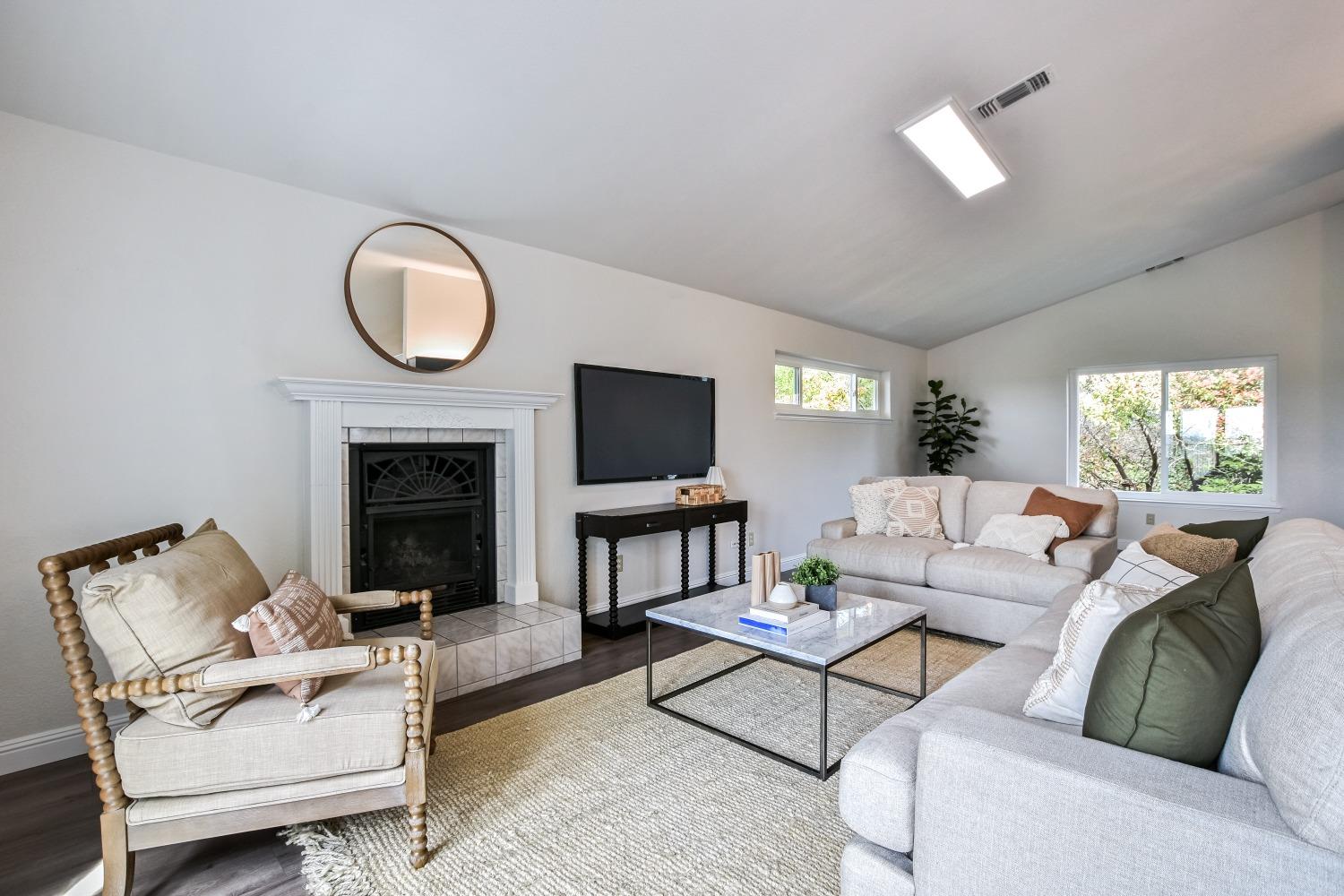 3363 Kimberly Road
