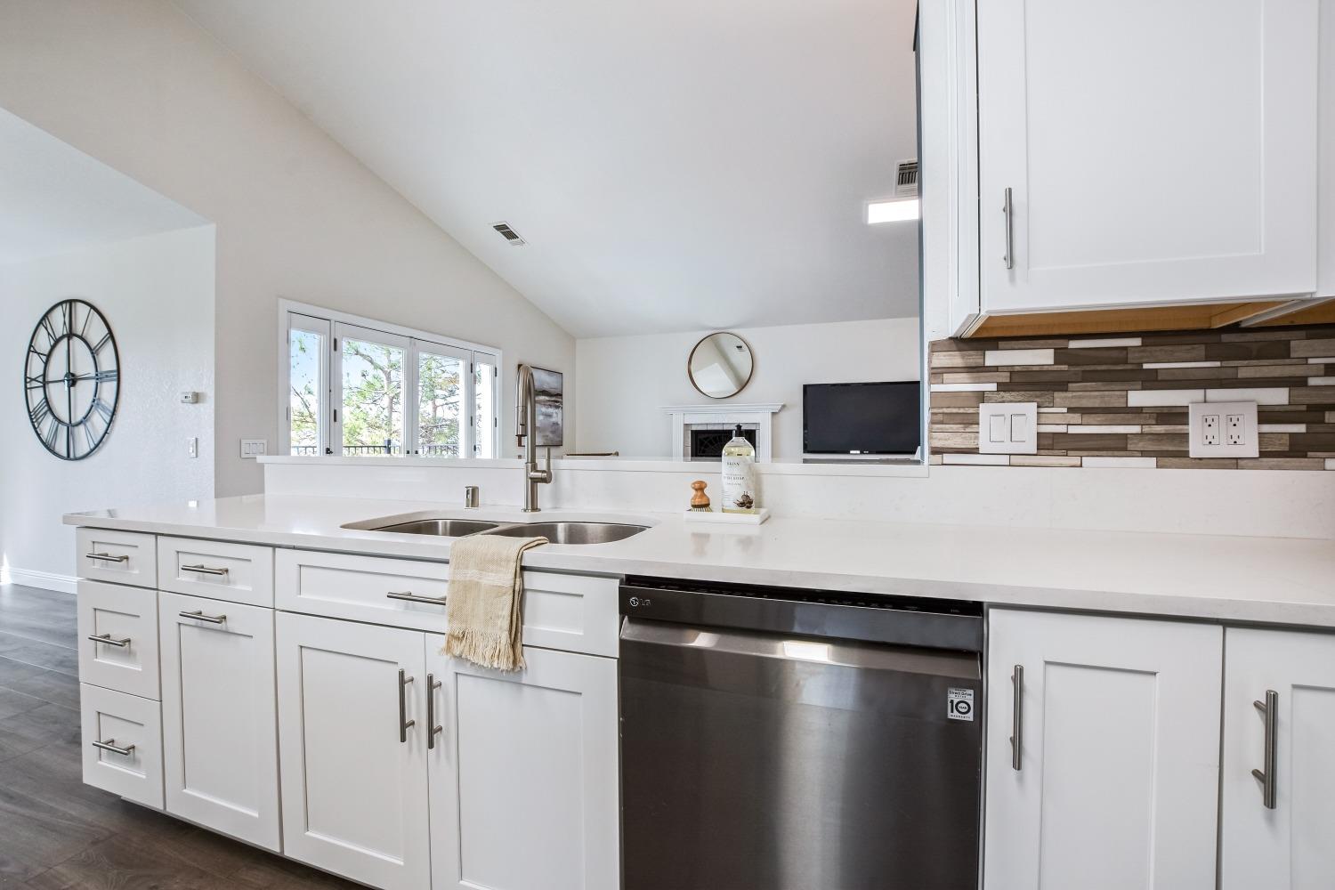 3363 Kimberly Road