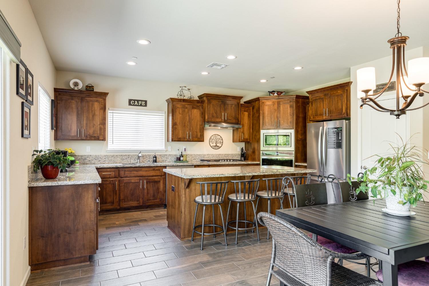 1715 Shakeley Lane