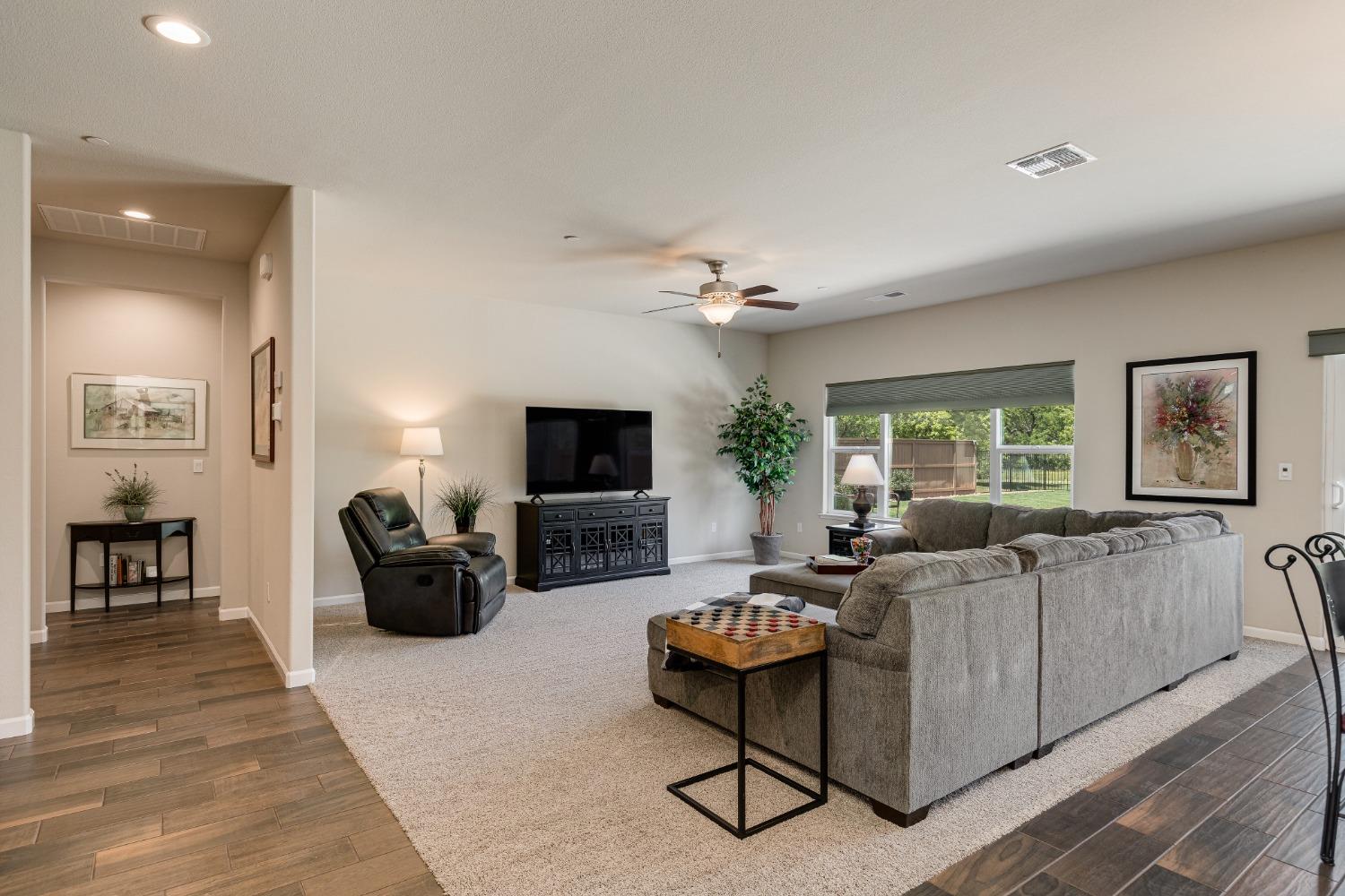 1715 Shakeley Lane