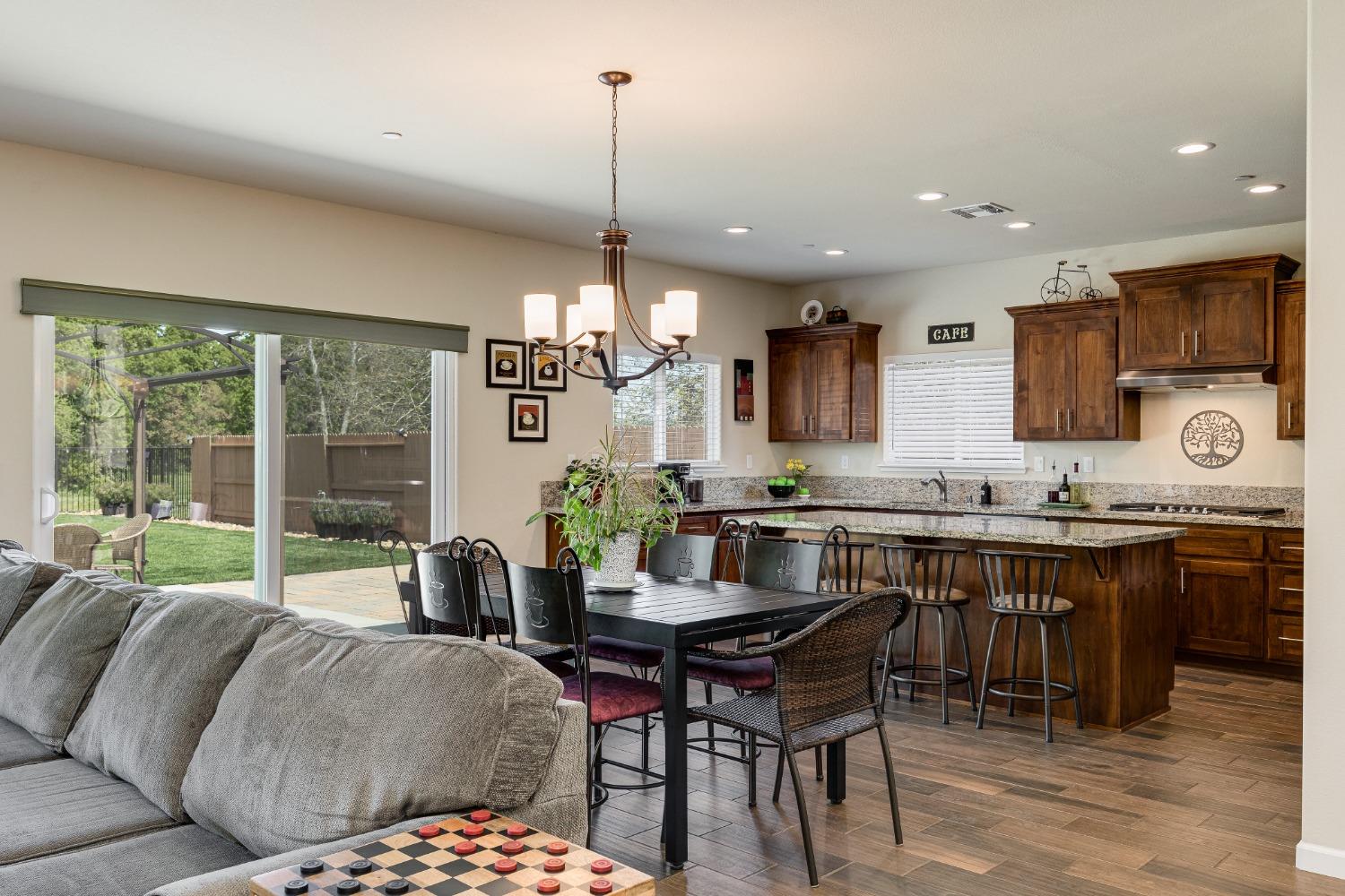 1715 Shakeley Lane