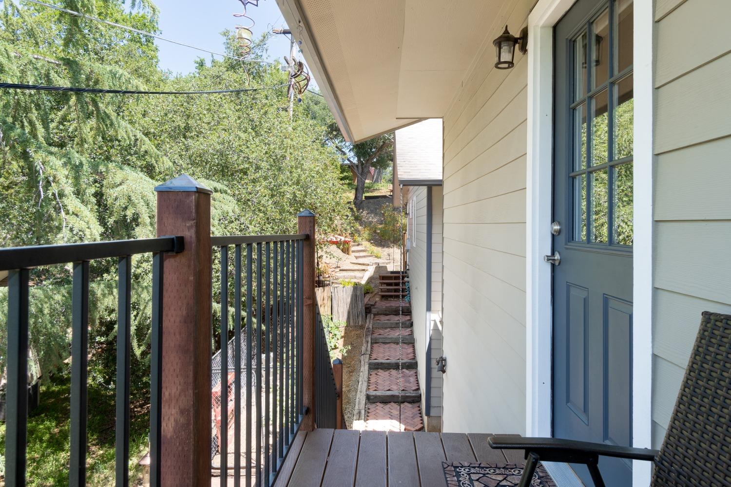 1590 Loma Verde Drive