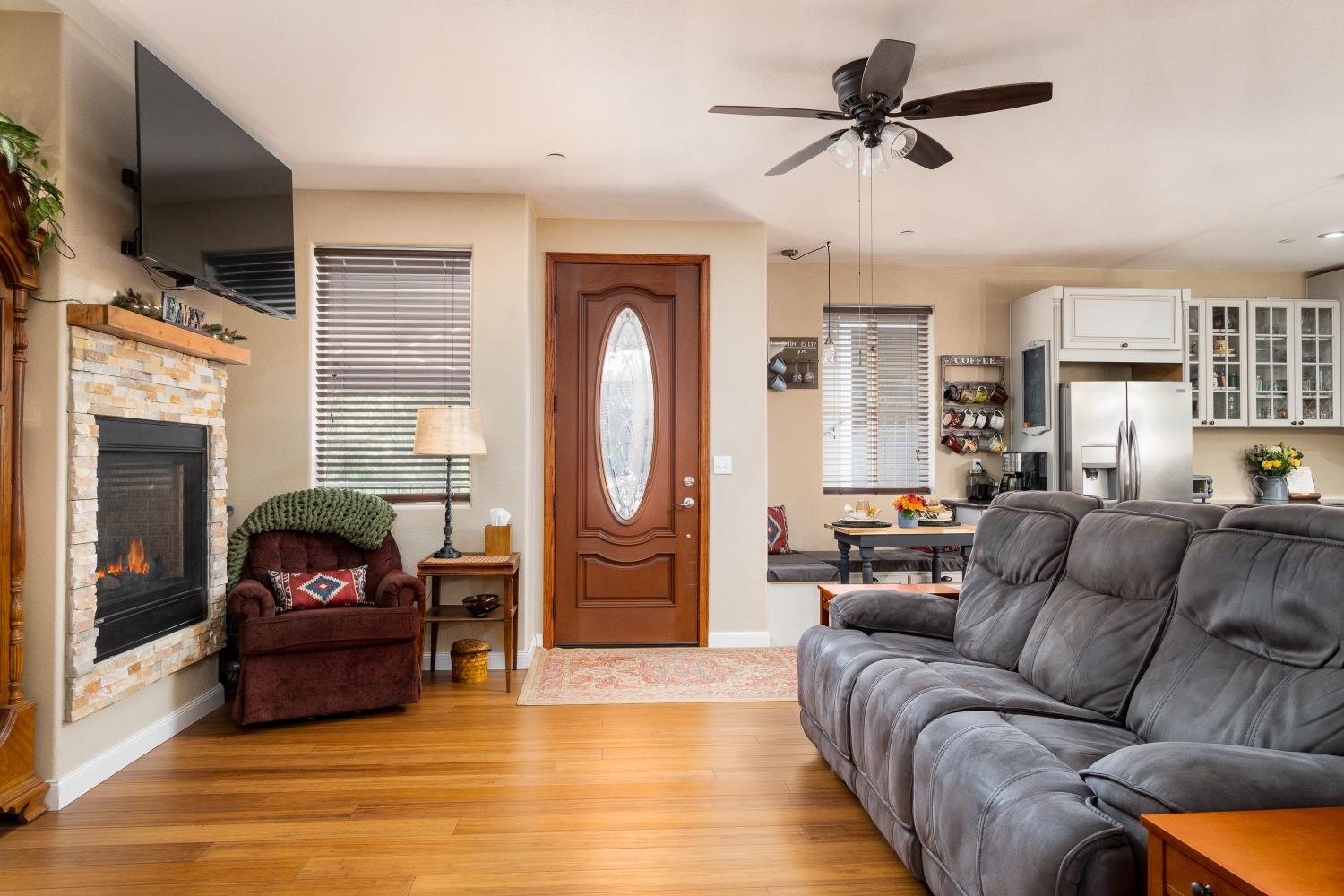 1590 Loma Verde Drive
