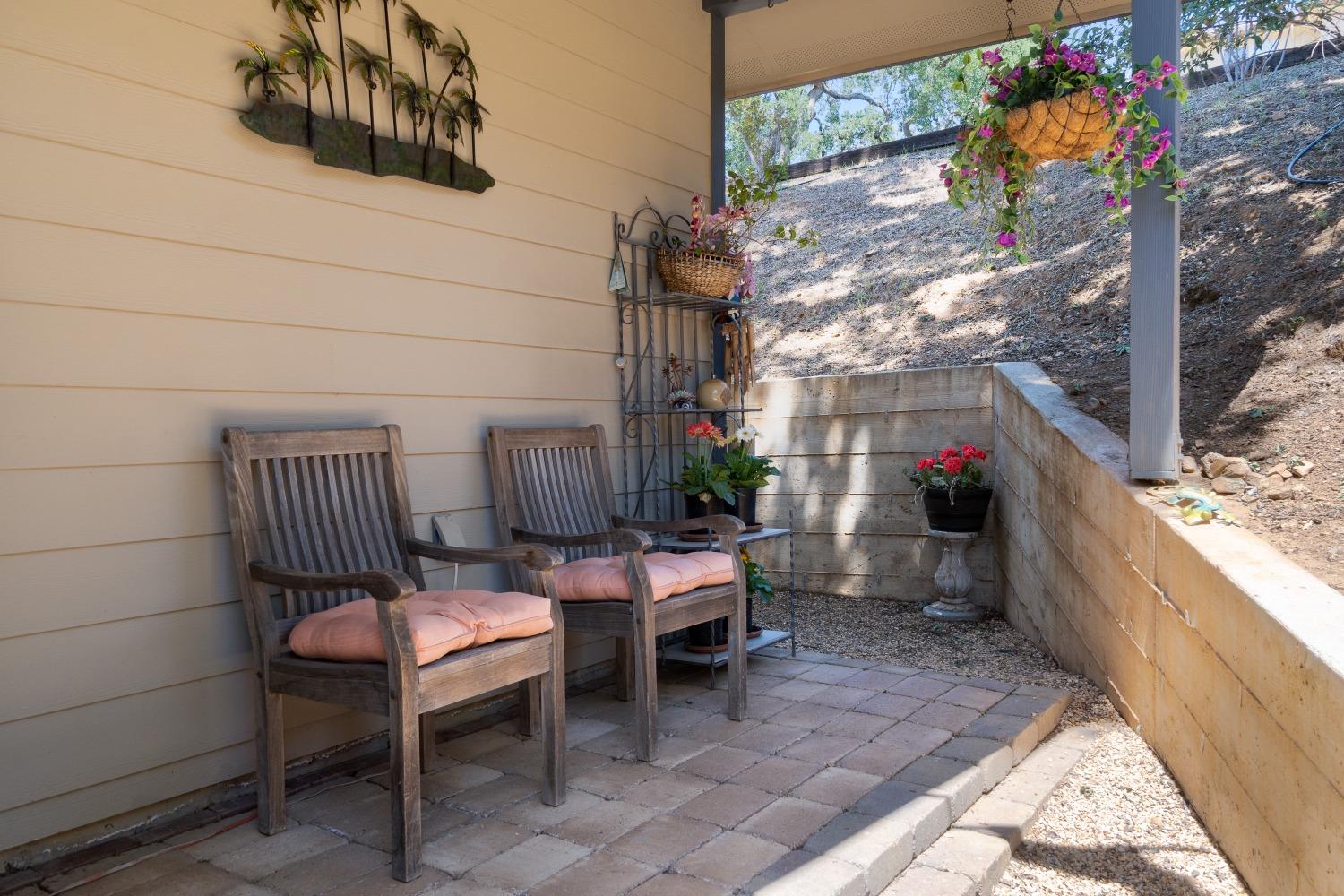 1590 Loma Verde Drive