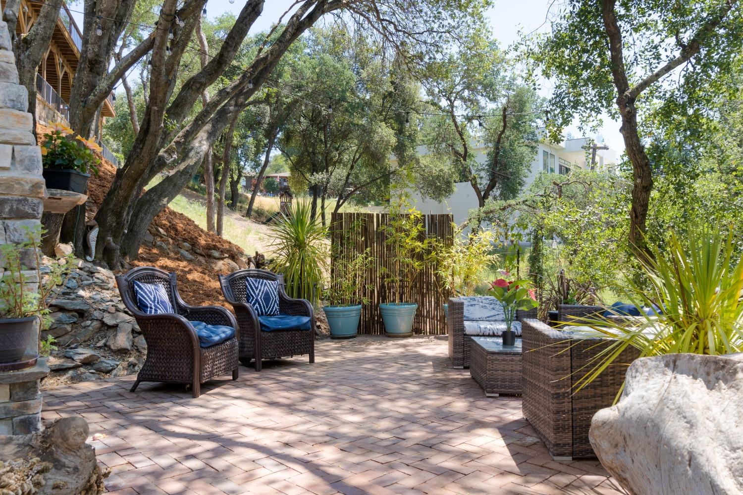 1590 Loma Verde Drive