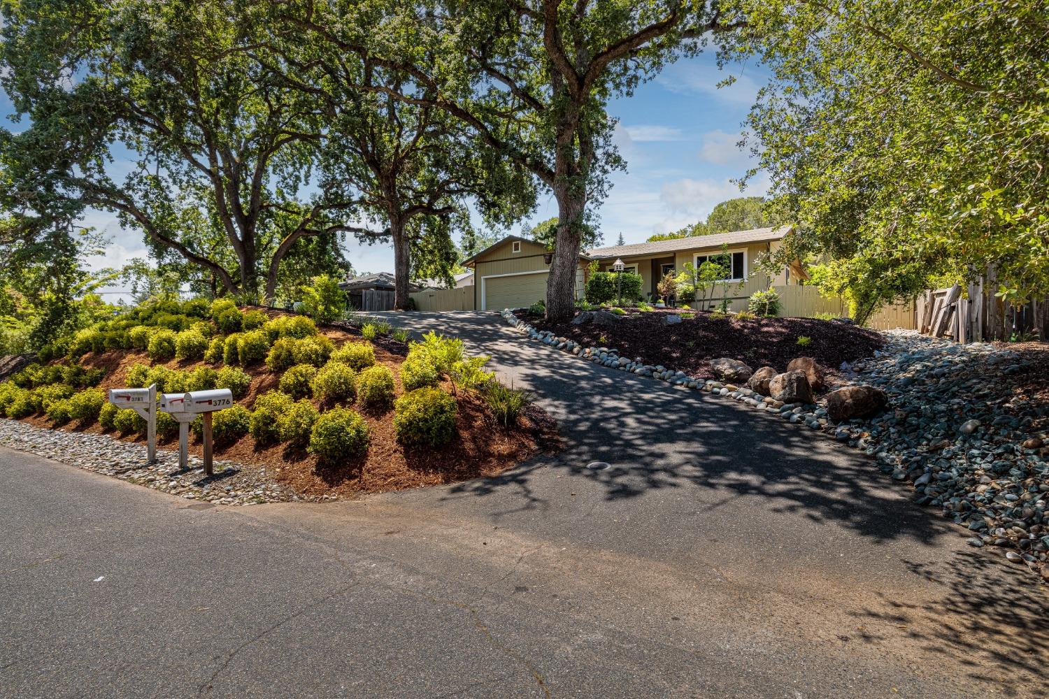 3776 Sheridan Road