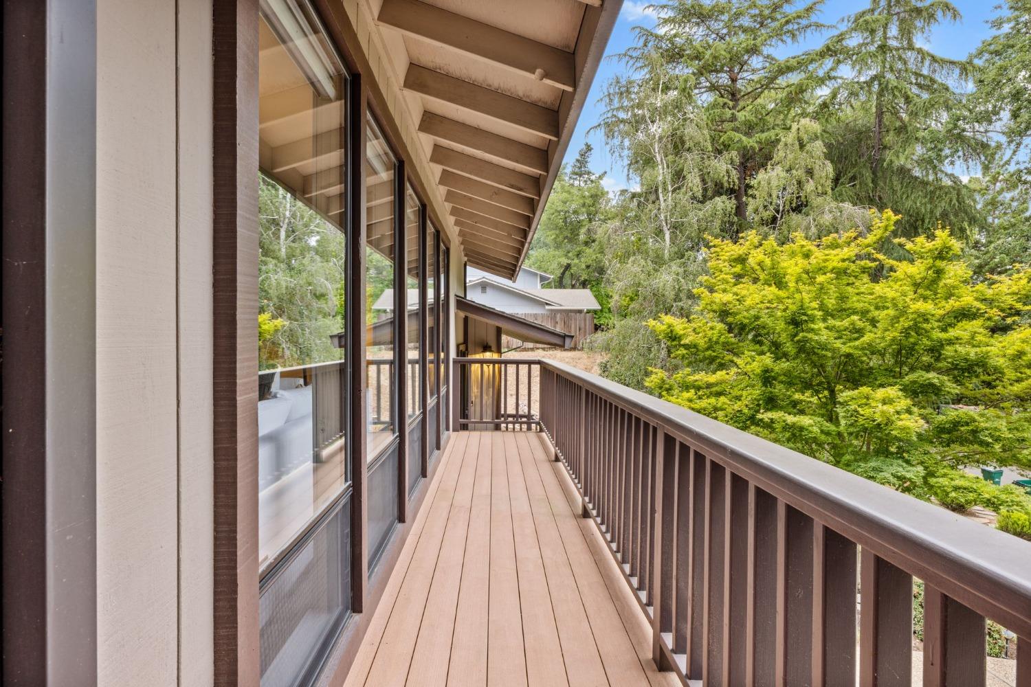 598 Encina Drive