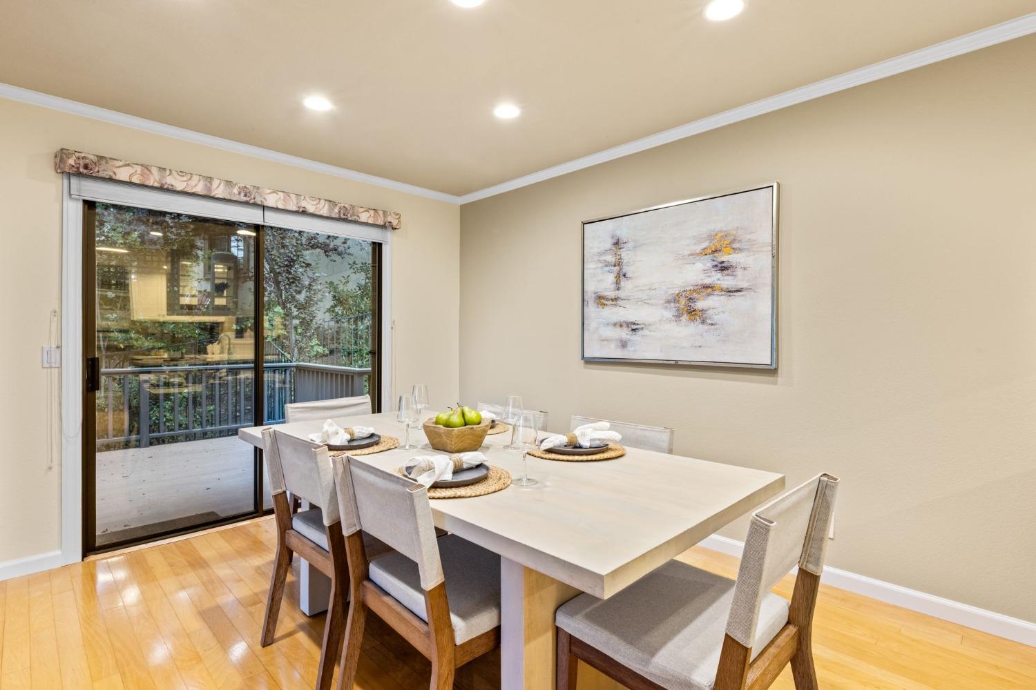 598 Encina Drive