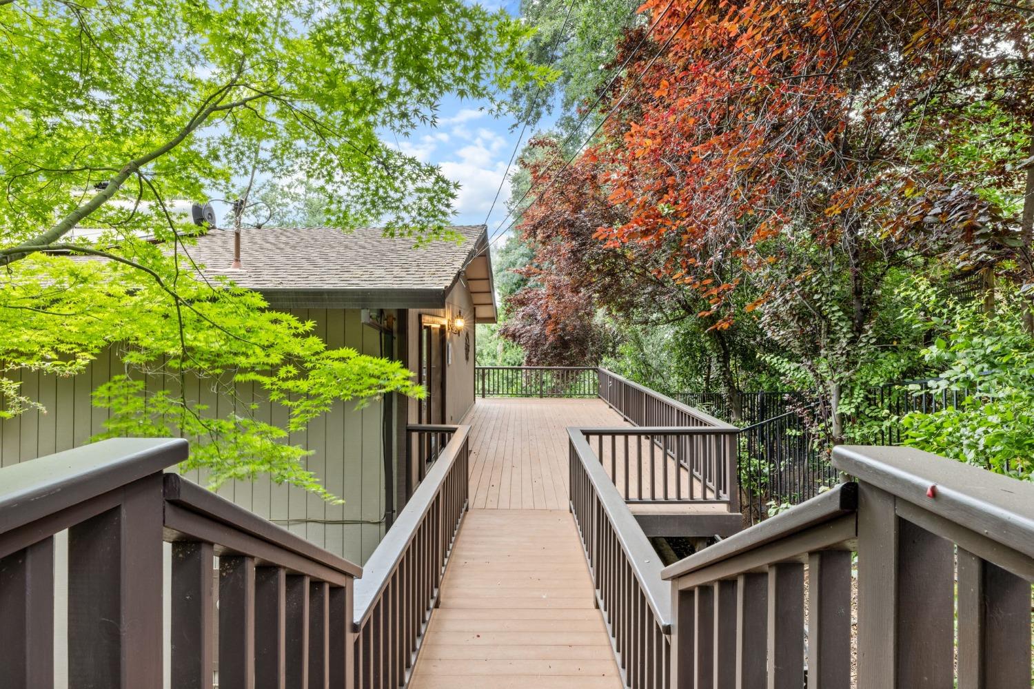 598 Encina Drive