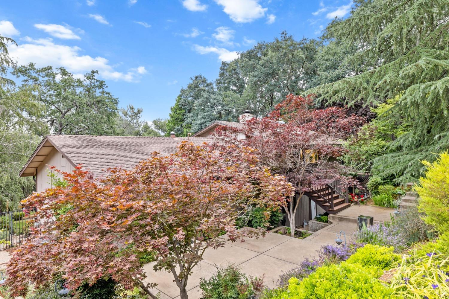 598 Encina Drive