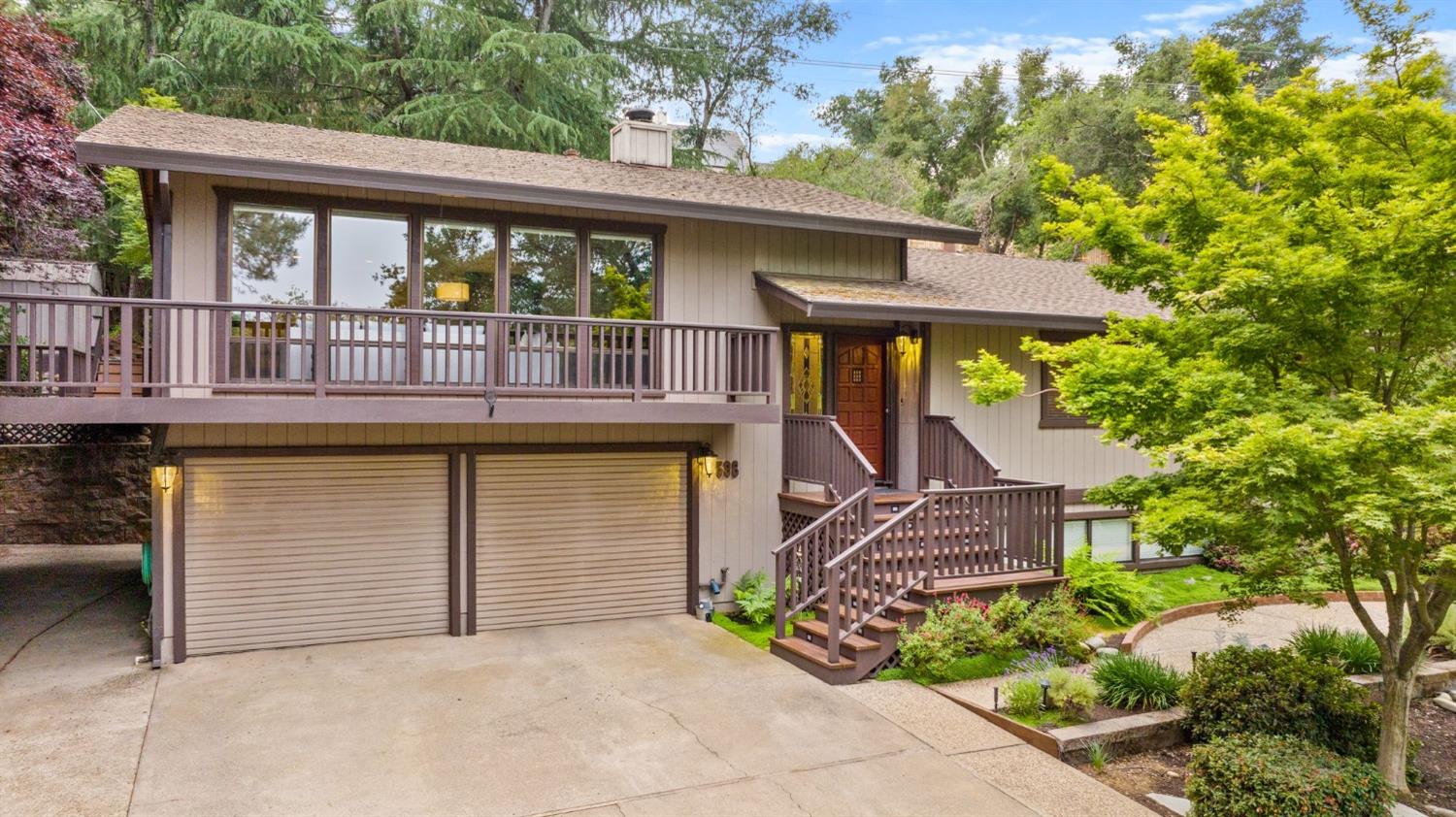 598 Encina Drive