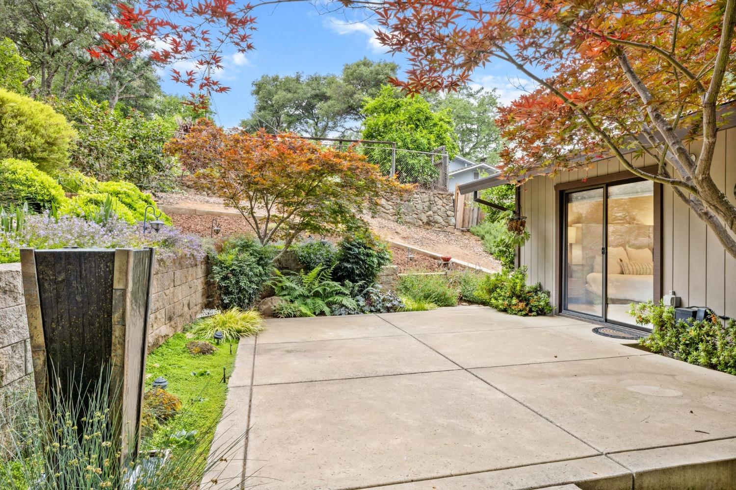 598 Encina Drive
