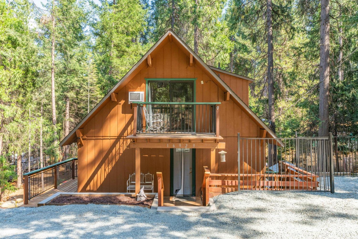 16923 Mckenzie Drive