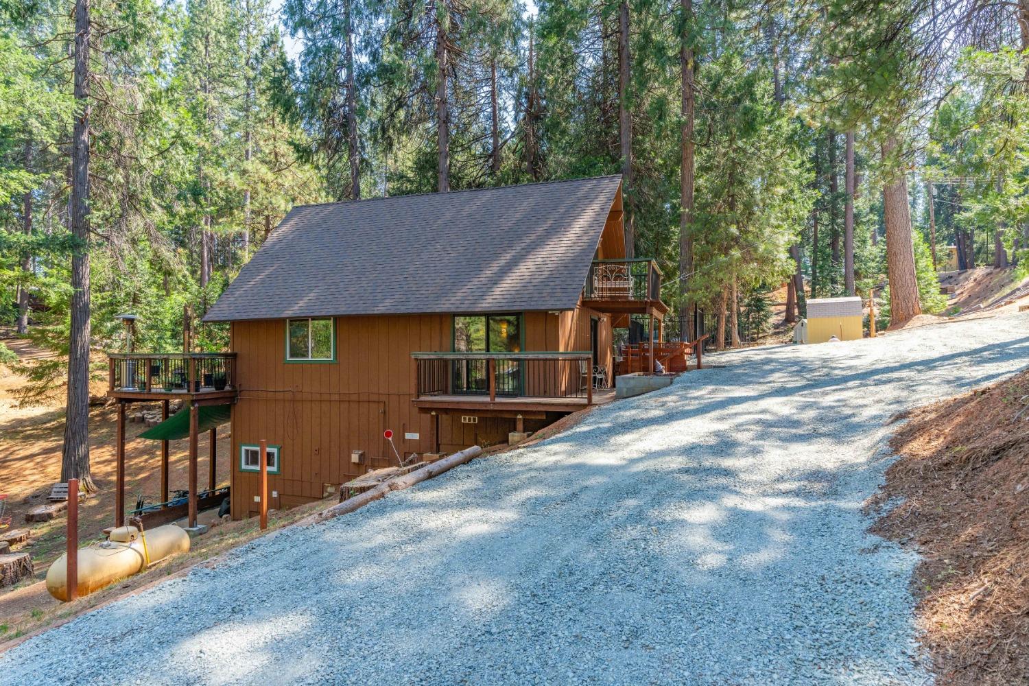 16923 Mckenzie Drive