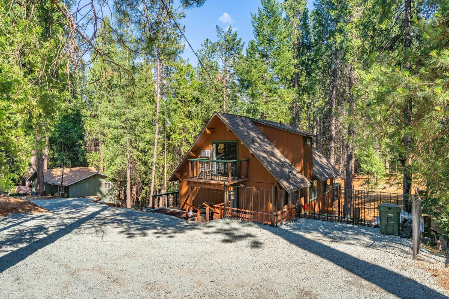 16923 Mckenzie Drive