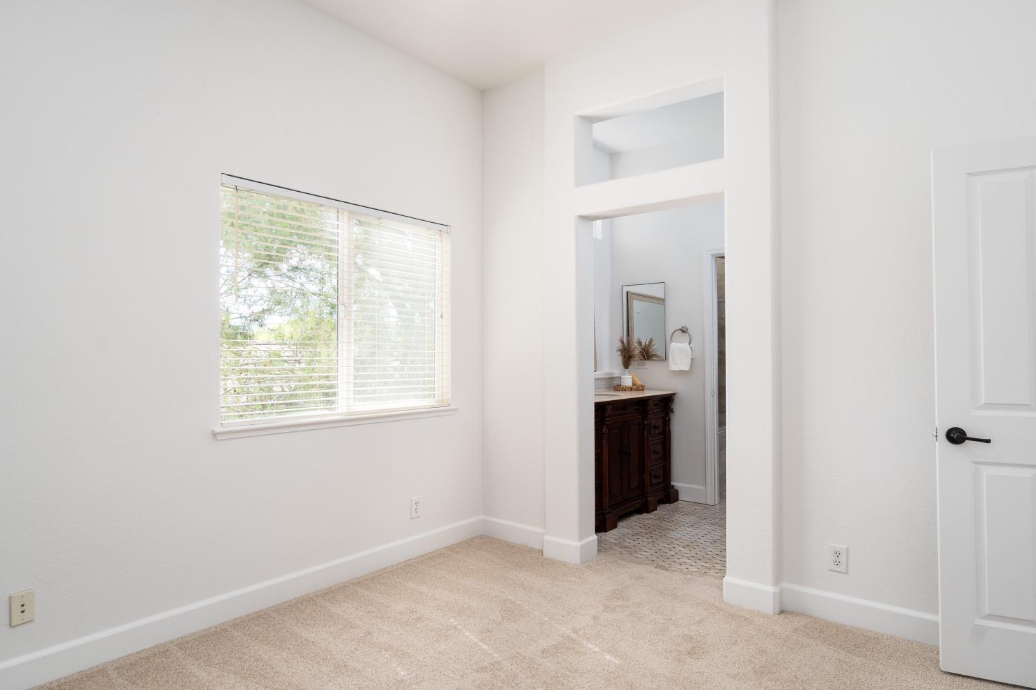 211 Gunston Court