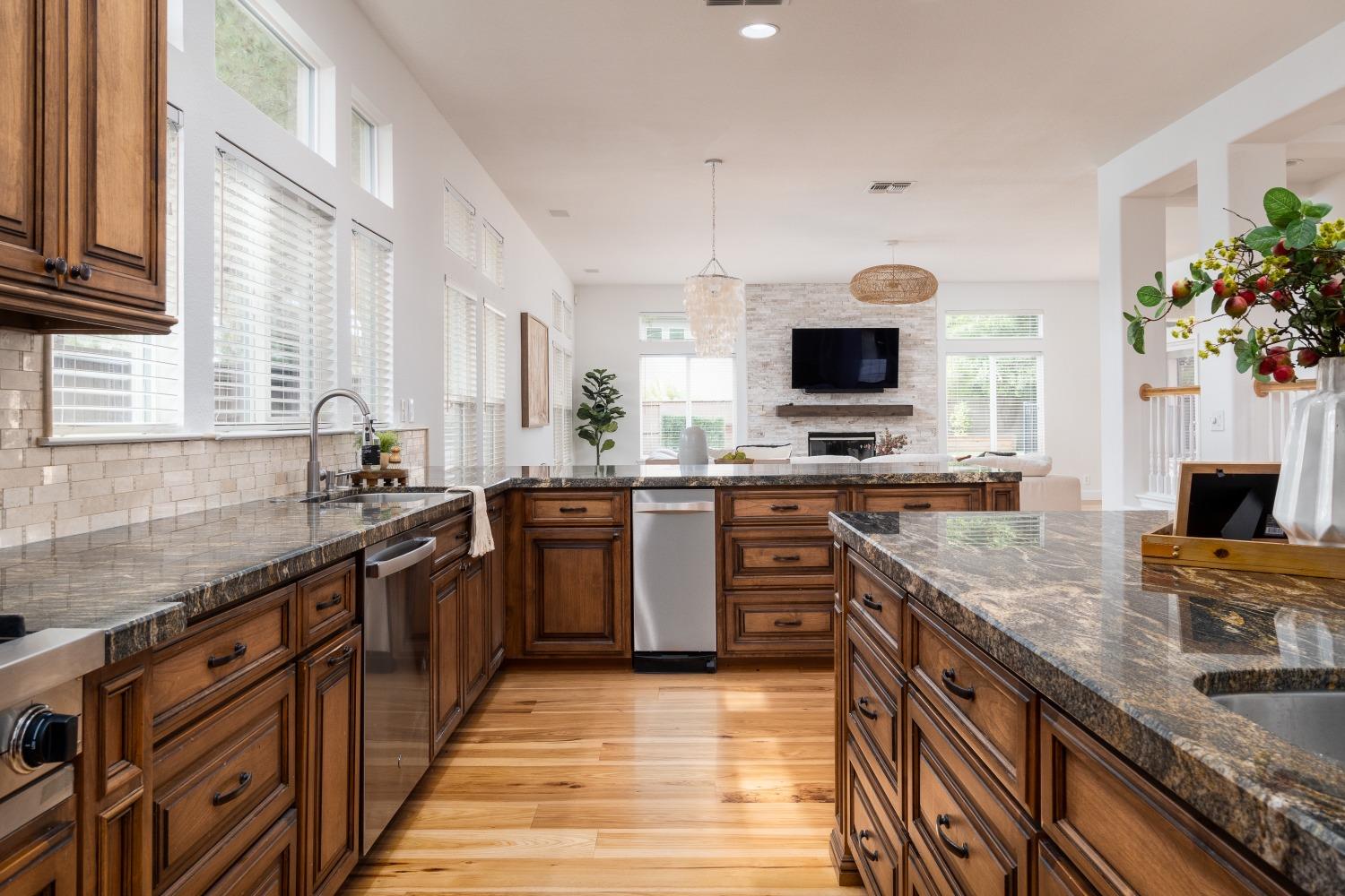 211 Gunston Court