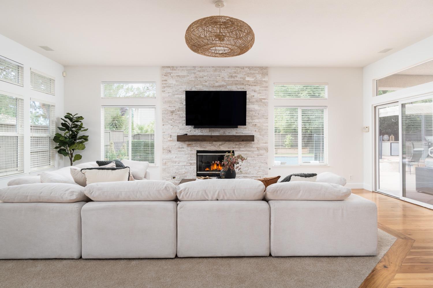 211 Gunston Court