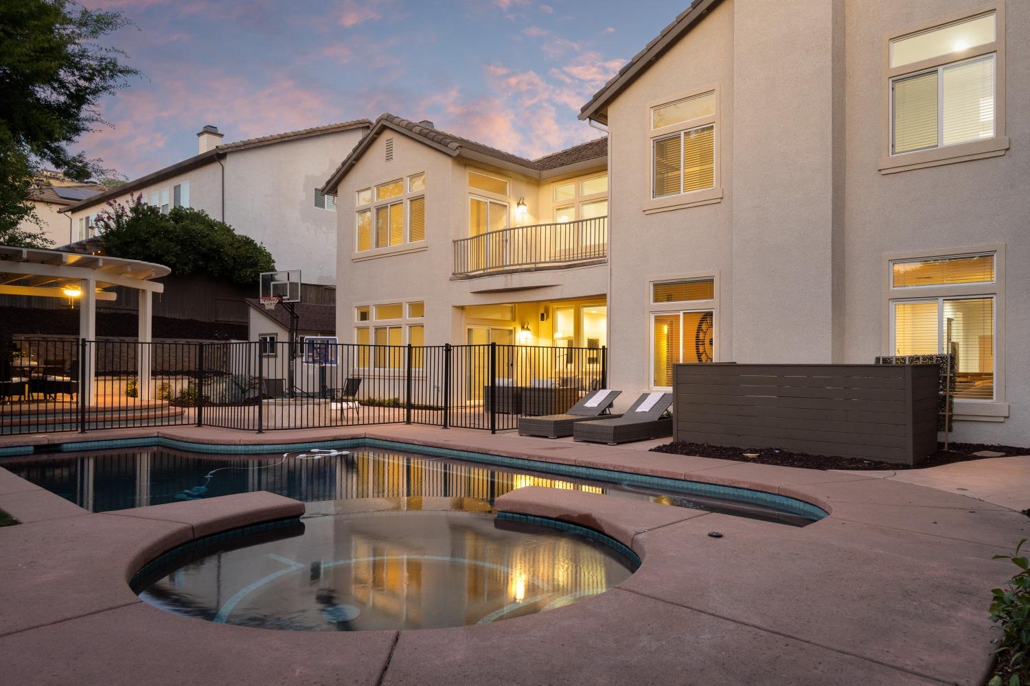 211 Gunston Court