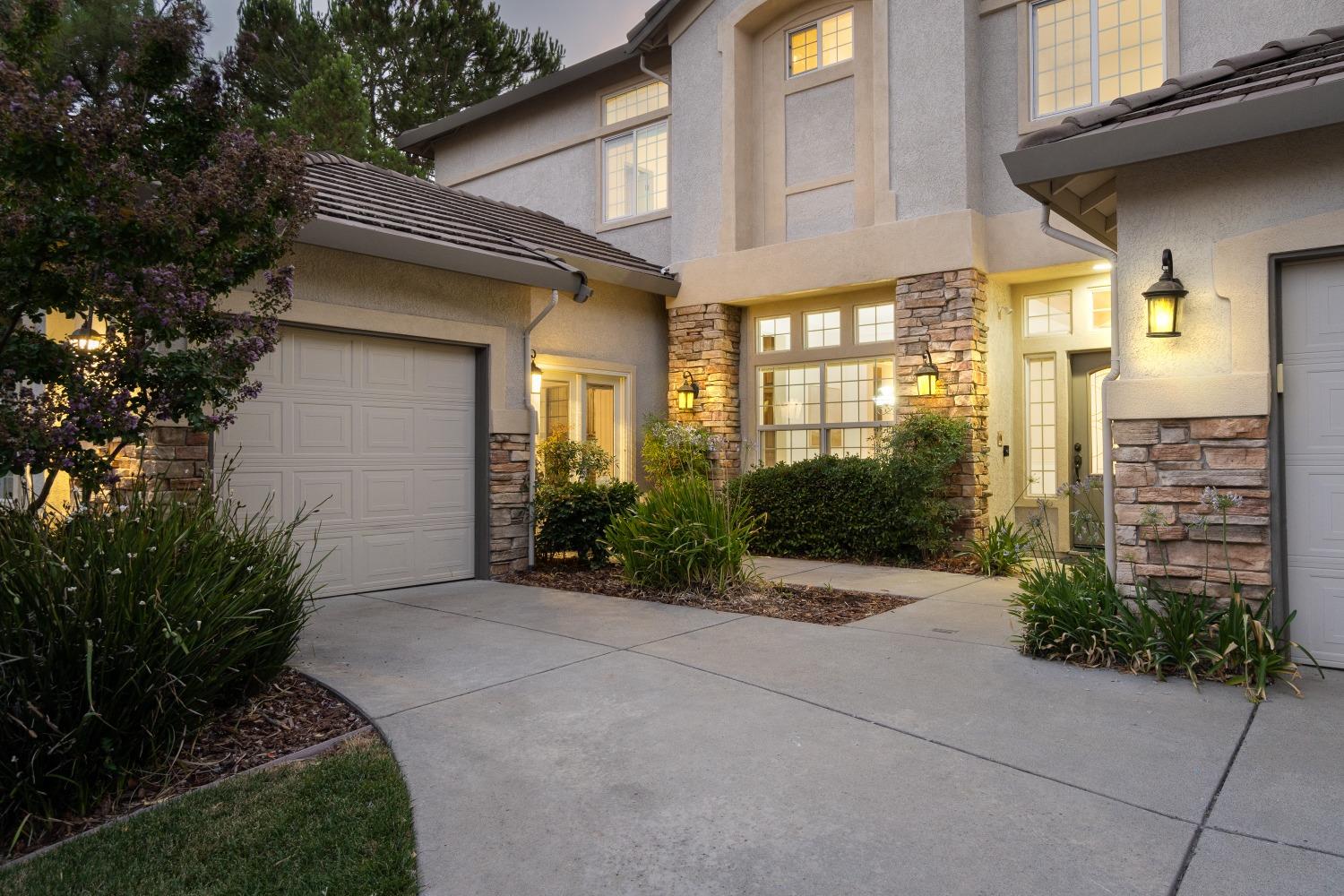 211 Gunston Court