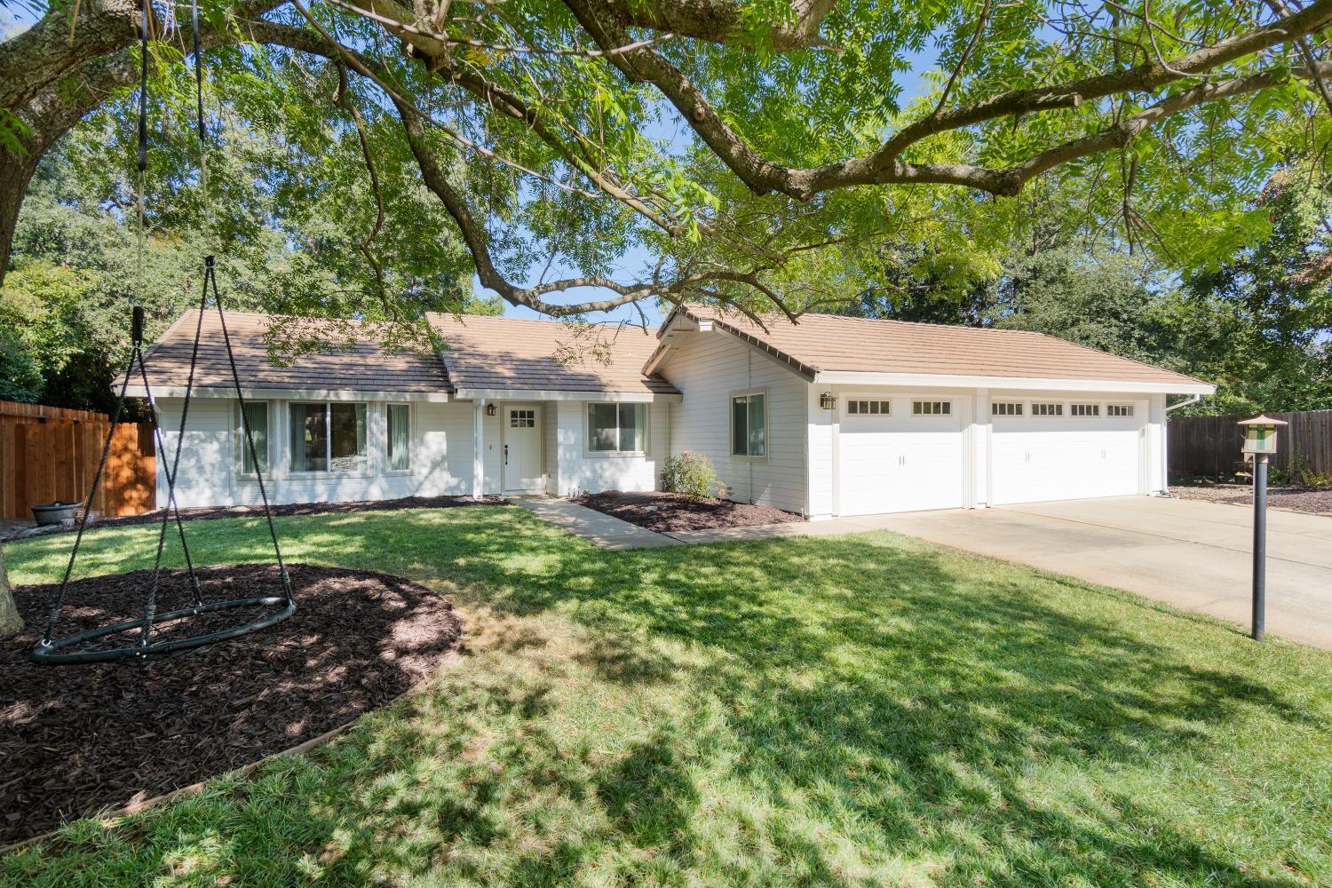 1499 Fitzroy Place
