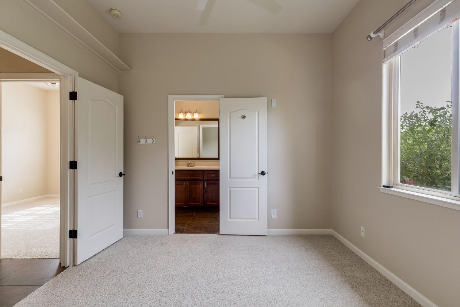 10917 Sunrise Ridge Circle