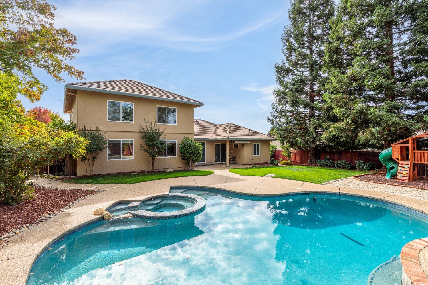 10917 Sunrise Ridge Circle