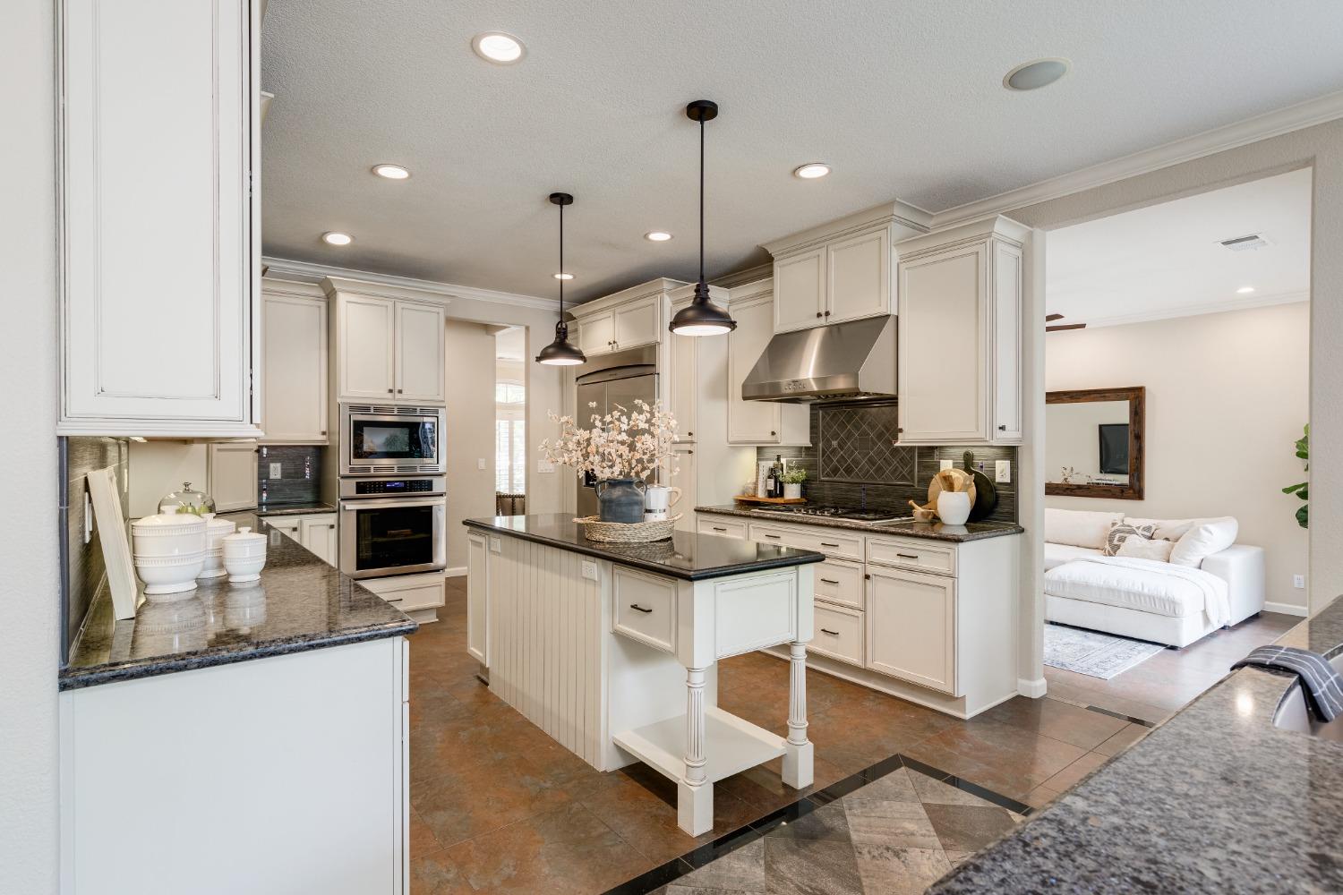 10917 Sunrise Ridge Circle