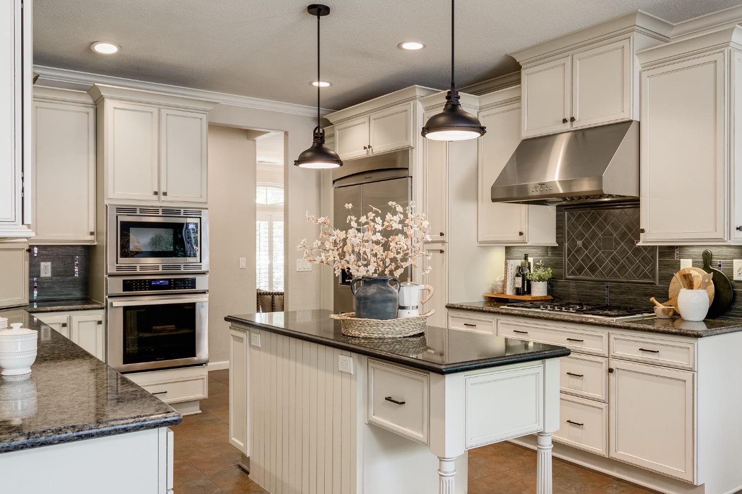 10917 Sunrise Ridge Circle