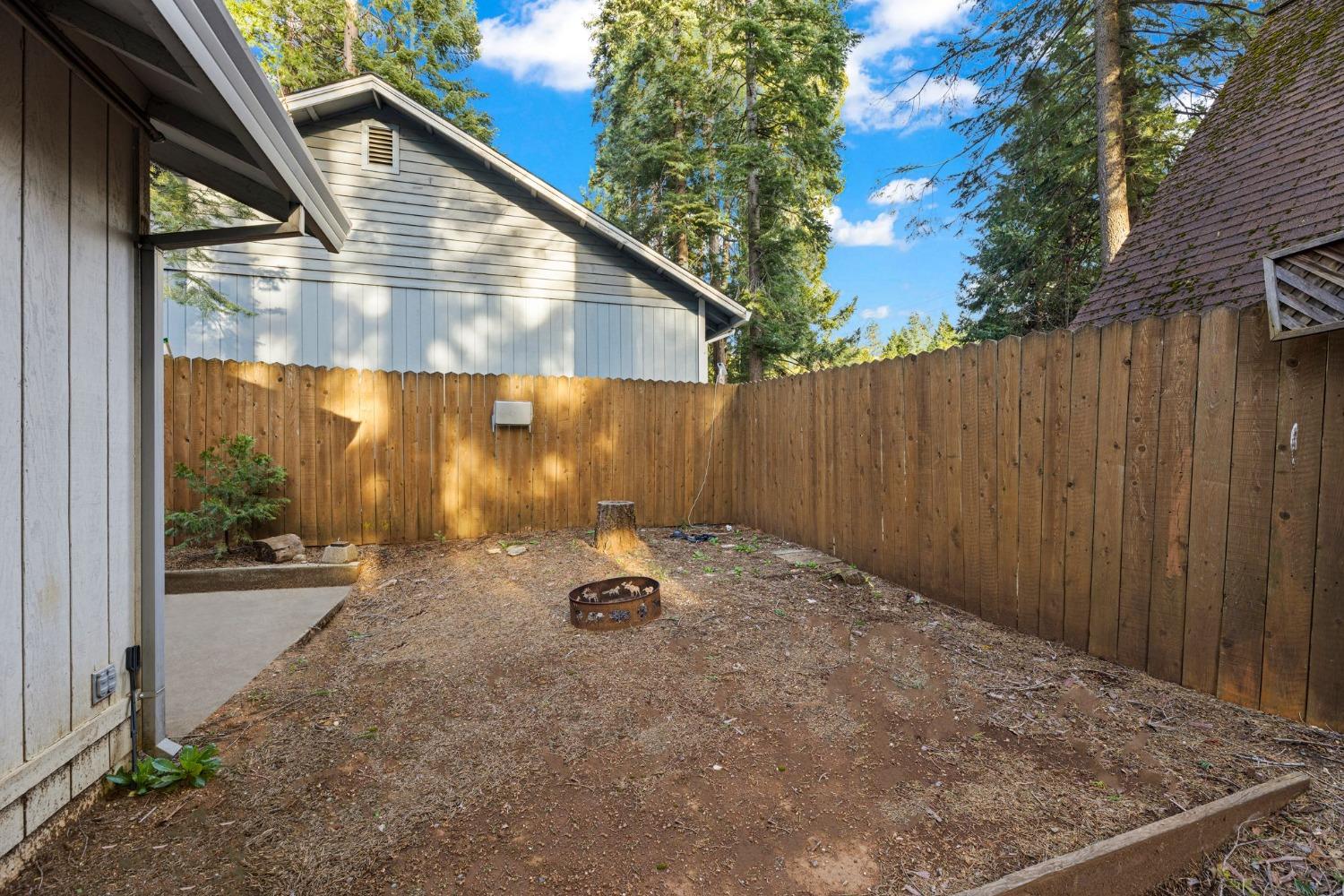 6484 Dobson Way Way