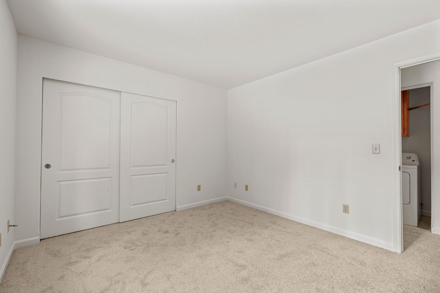 6484 Dobson Way Way
