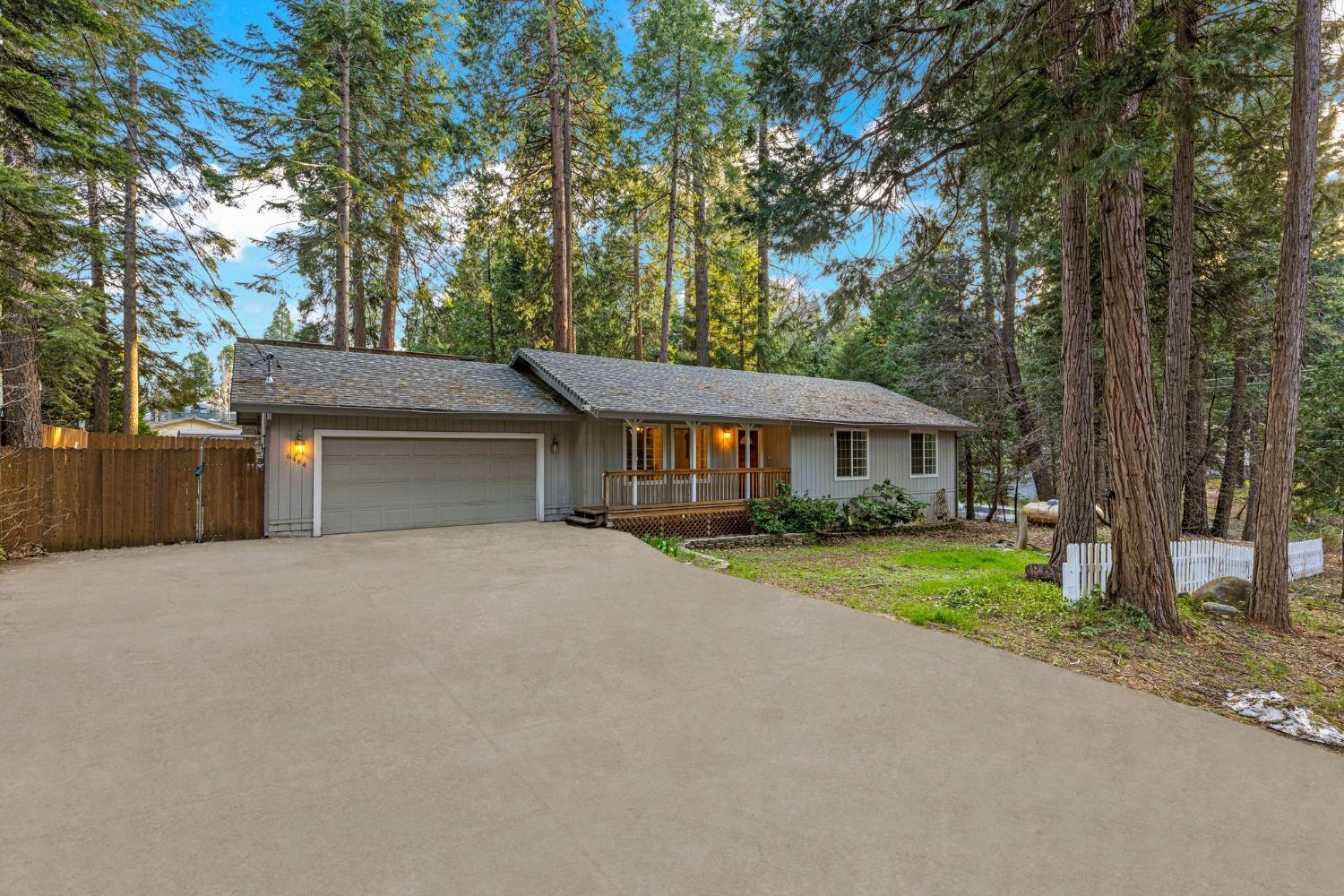 6484 Dobson Way Way