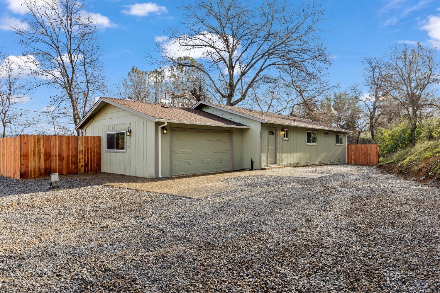 4085 Hutson Lane