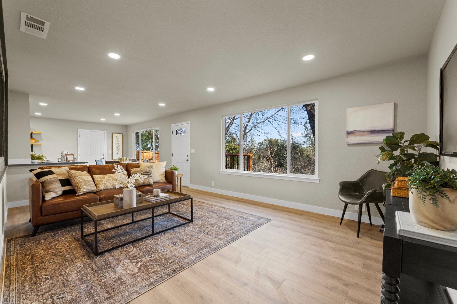 4085 Hutson Lane