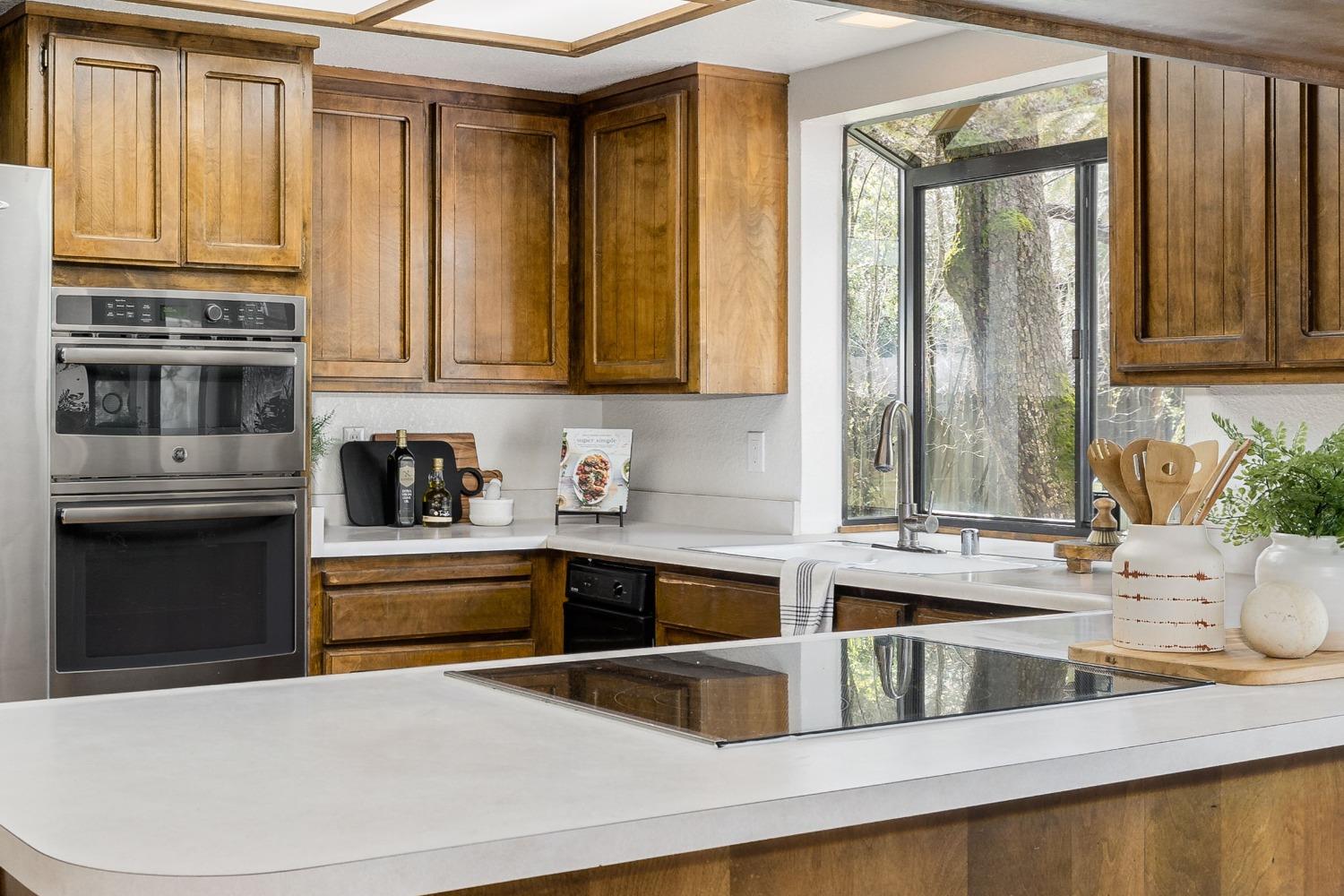 3172 Stanford Lane