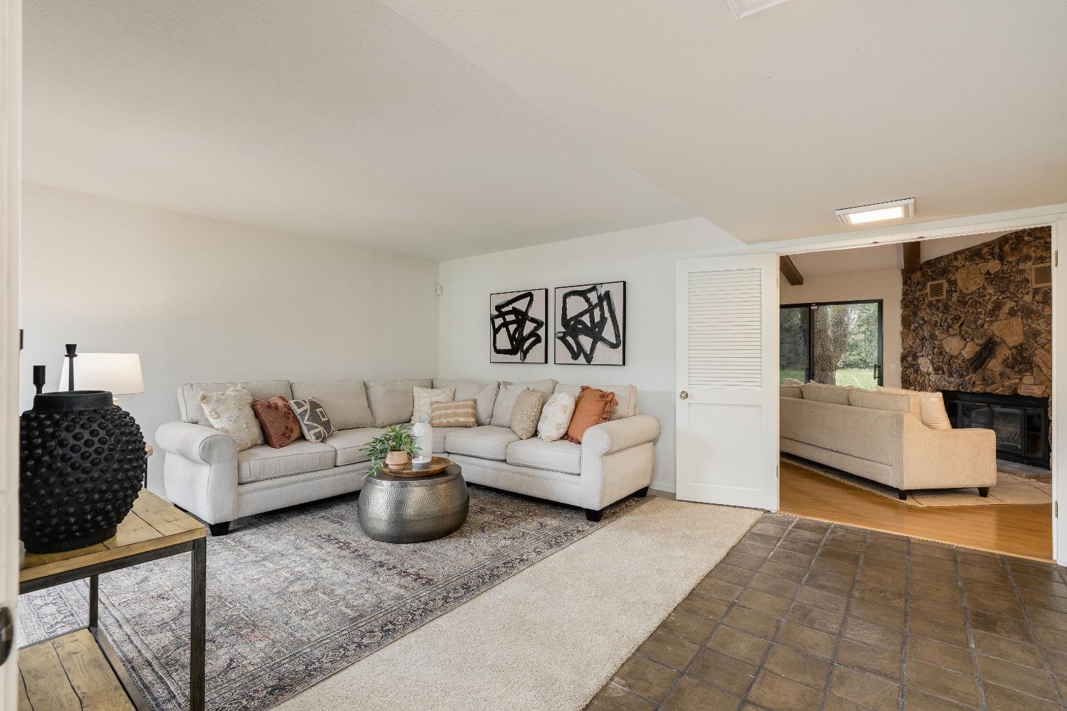 3172 Stanford Lane