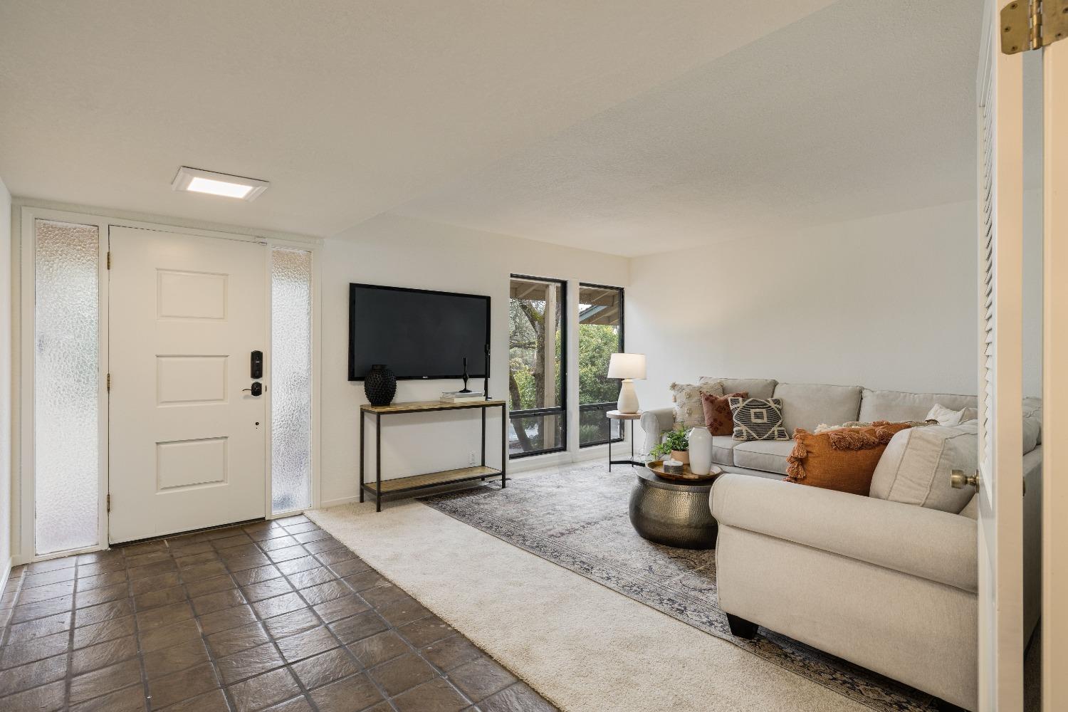 3172 Stanford Lane